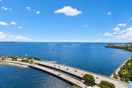 175 SE 25TH Road 2403, Miami, Florida 33129