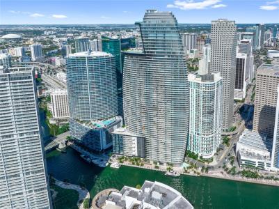 300 Biscayne Boulevard Way 4901E, Miami, フロリダ 33131, アメリカ合衆国