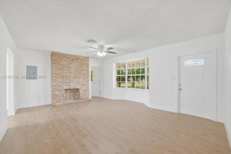 3932 NW 39th Ave, Lauderdale Lakes, Florida 33309, USA
