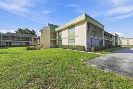 4132 NW 88th Ave 102, Coral Springs, Florida 33065, USA