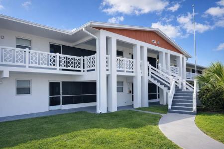 1701 NW 46th Avenue 110, Lauderhill, Floride 33313, États-Unis