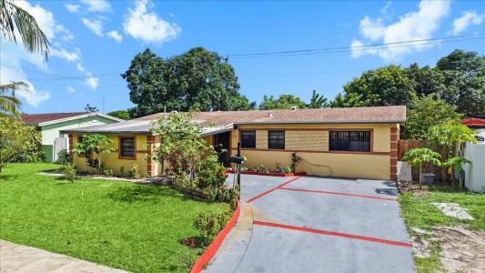 18921 NW 24th Avenue, Miami Gardens, Florida 33056, Stati Uniti