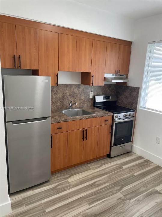 120 NE 55th St 3, Miami, فلوريدا 33137, الولايات المتحدة