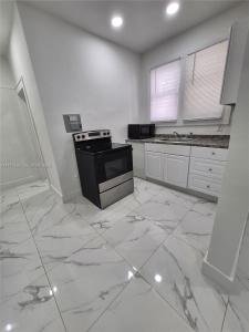 2144 SW 6th St 3, Miami, Флорида 33135, Соединенные Штаты
