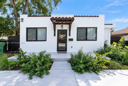 158 E 4th St, Hialeah, Floride 33010, États-Unis