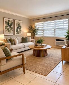1450 NE 171st St 104B, North Miami Beach, Floride 33162, États-Unis