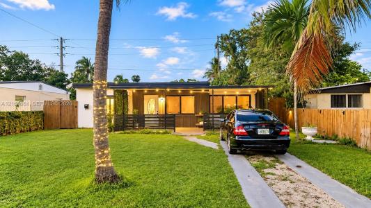 1679 NE 182nd St 0, North Miami Beach, Floride 33162, États-Unis