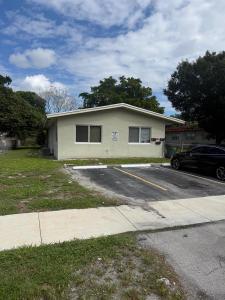 219 NW 40th Court 1-3, Oakland Park, फ्लोरिडा 33309, संयुक्त राज्य अमेरिका