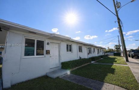 5700 SW 4th St 4, Miami, Floryda 33144, USA