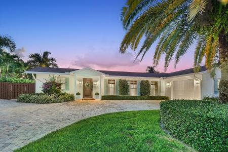 215 GOLFVIEW Drive, Tequesta, Floryda 33469, USA