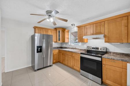 2420 SW 18TH Terrace 1, Fort Lauderdale, Florida 33315, Stati Uniti