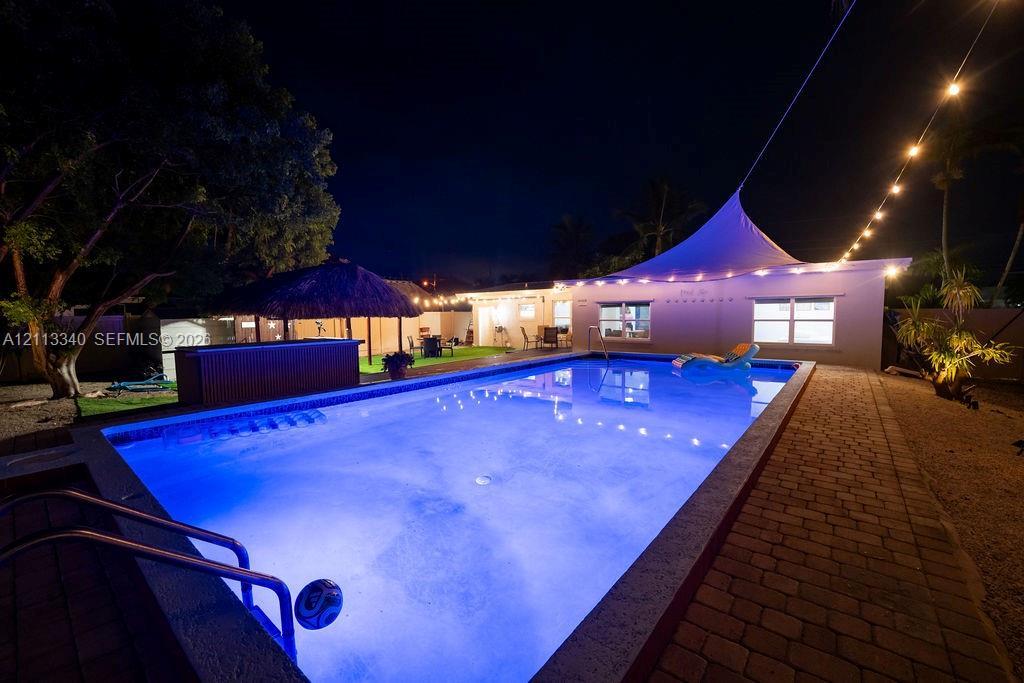 2705 Dolphin Dr, Marathon, Florida 33050, USA