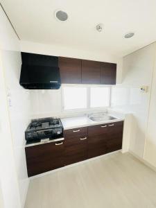 301, 共恵2丁目2-20, メゾンドコア, 茅ヶ崎市, Kanagawa 253-0056, Japão