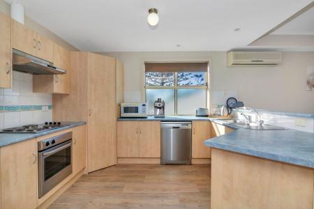 4 Seaborne Avenue, Port Willunga, SA 5173, Австралия