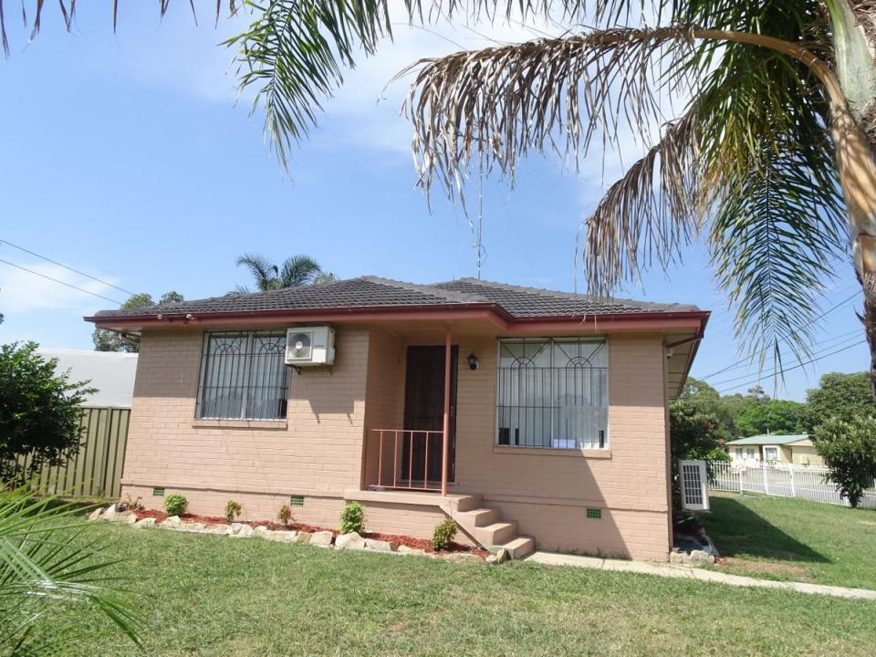 68 Lawrence Hargrave Road, Warwick Farm, NSW 2170, أستراليا