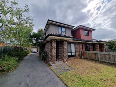 1/9 Beddoe Avenue, Clayton, VIC 3168, Australia