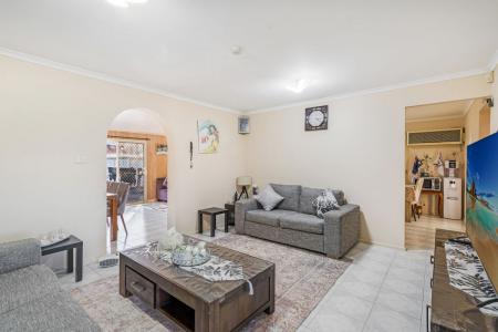 89 Falcon Circuit, Green Valley, NSW 2168, Australia