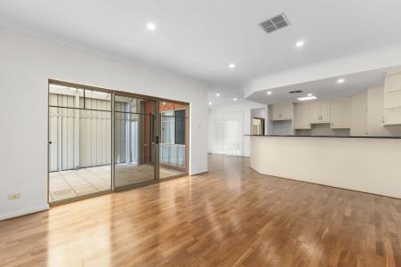 5 Clovelly Avenue, Glenelg North, SA 5045, Australia