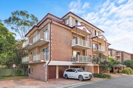 2/8 Thomas Street, Parramatta, NSW 2150, Australia