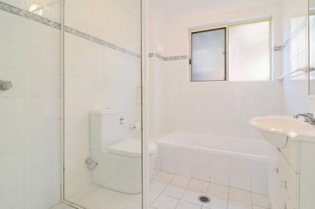 2/8 Thomas Street, Parramatta, NSW 2150, Australia