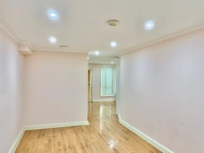 2 Gilbert Street, Cabramatta, NSW 2166, 오스트레일리아