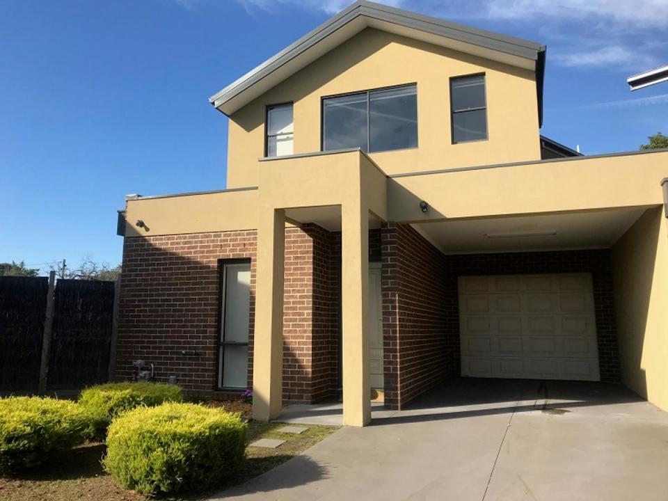 2/5 Hourigan Avenue, Clayton, VIC 3168, Australia