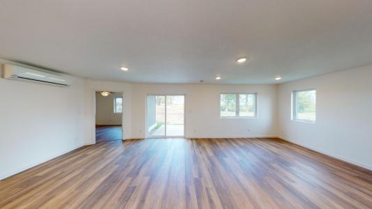 2504 S 32nd, Clear Lake, Iowa 50428, USA