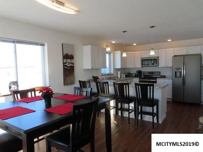2500 S 32nd, Clear Lake, Iowa 50428, USA