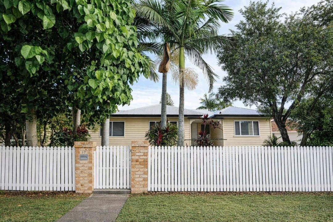 17 Jeays Street, Scarborough, QLD 4020, Australia