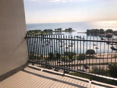 3200 North Lake Shore Drive , 1904, Chicago, Illinois 60657, USA