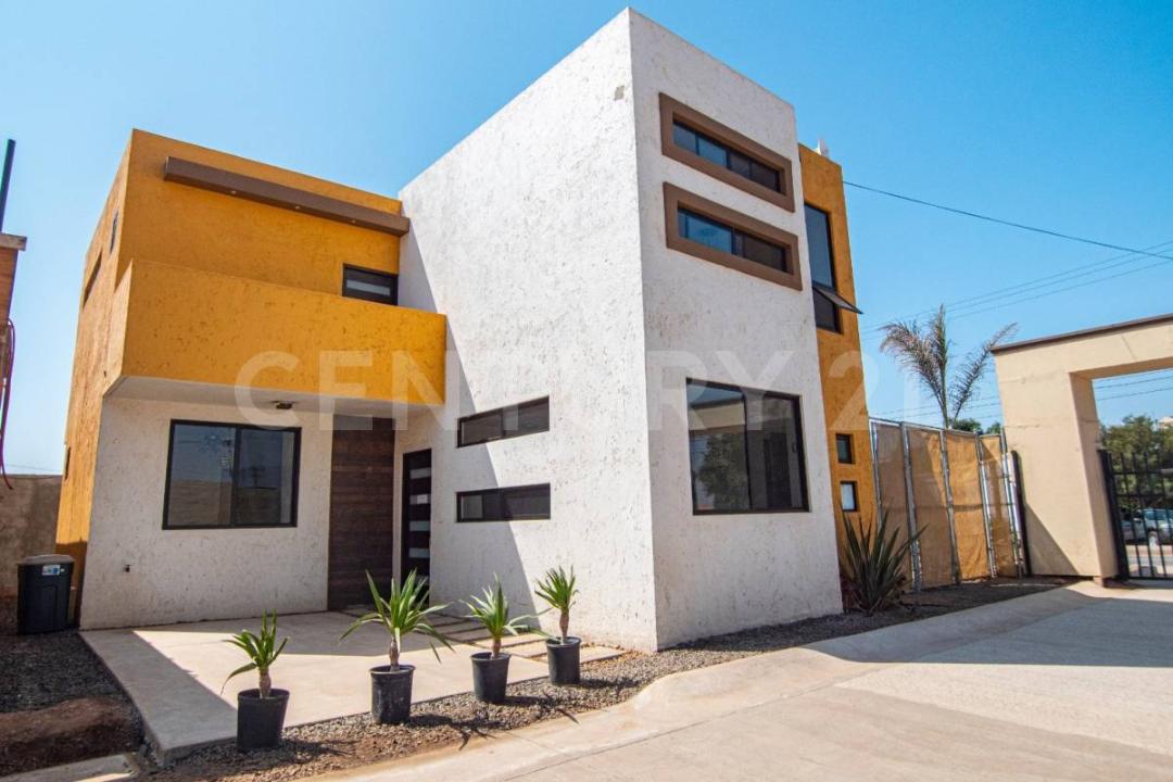 Single Family House For Sale, Ensenada Baja California 22785 Mexico