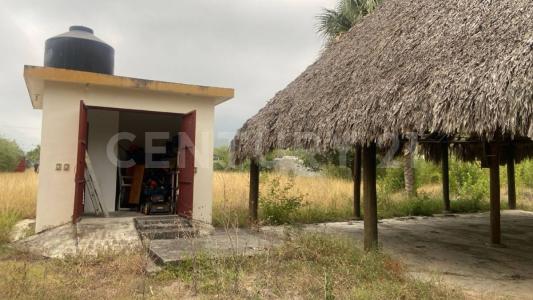 Carretera Los Cavazos - San Mateo ,, Santiago, 新萊昂 67300, 墨西哥