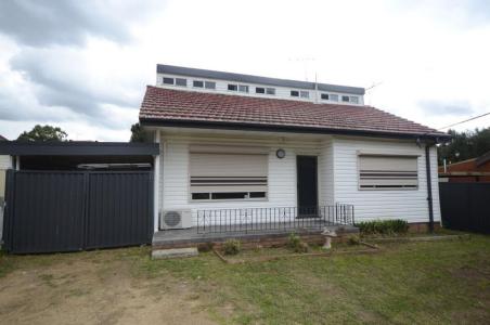 2 Mimosa Ave, Toongabbie, NSW 2146, Australia