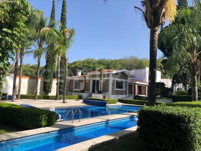 Lotes Residenciales En Venta en Exclusivo Fraccionamiento !! Con Amenidades de lujo!!!,, Atlixco, Пуэбла 74368, Мексика