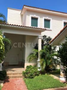 Residencial Playa Magna,, Solidaridad / Riviera Maya, Quintana Roo 77710, Messico
