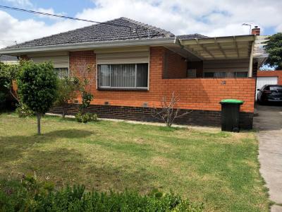 32 Heather Grove, Springvale, VIC 3171, Australia