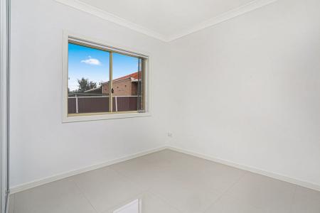 21a STROMEFERRY CRES, St Andrews, NSW 2566, Australia