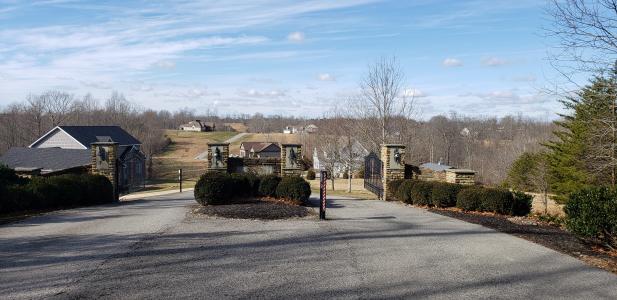 12 Bridle Point, Milton, WV 25541, USA