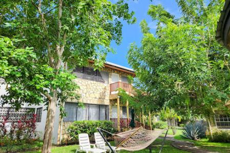 Lance Aux Epines Cottages Two Bedroom One Bathroom Apt, Lance Aux Epines, St.George West Indies, Гренада