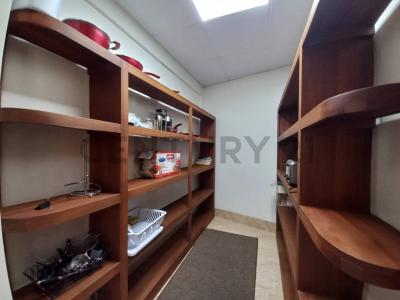 1st Avenue 5b, Subryanville, Guyana