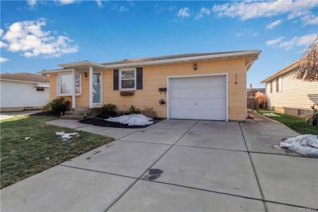 38 East Cavalier Drive, Cheektowaga, 纽约州 14227, 美国