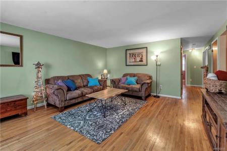 38 East Cavalier Drive, Cheektowaga, 纽约州 14227, 美国