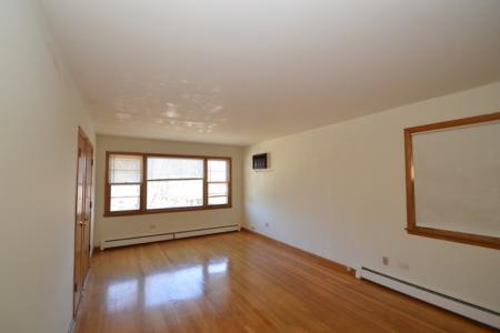 2942 North 75th Avenue , 2, Elmwood Park, Illinois 60707, Estados Unidos