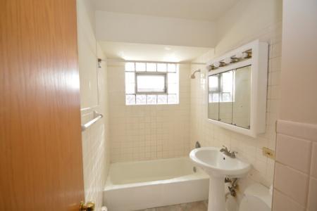 2942 North 75th Avenue , 2, Elmwood Park, Illinois 60707, Estados Unidos