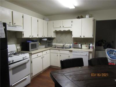 1603  N Inglewood  ST, Siloam Springs, Arkansas 72761, USA