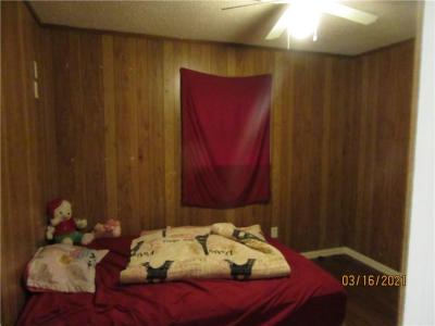 1603  N Inglewood  ST, Siloam Springs, Arkansas 72761, USA