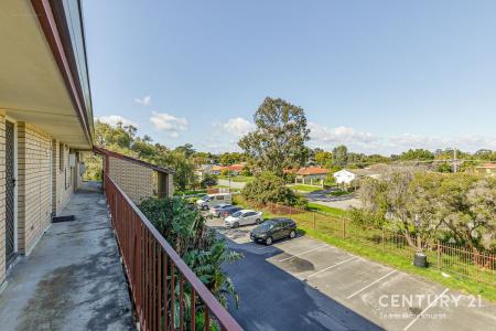 18/67 Lester Drive, Thornlie, WA 6108, オーストラリア