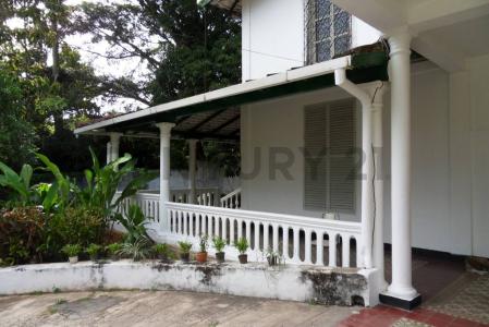 Avenida Principal, entre Av. Alfredo Jhan y Av. Eugenio Mendoza Nº 41, Caracas, Miranda 1071, Venezuela