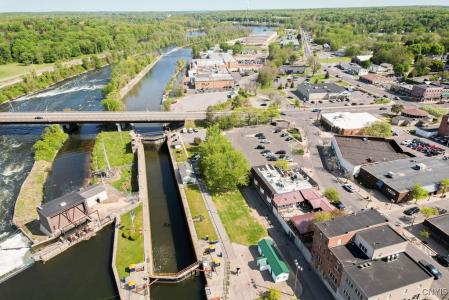 24 S 1st Street, Fulton, Nova Iorque 13069, Estados Unidos