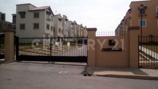 Privada Pampliega  Fracc. Real de Castilla Fase II Ejido del Pedregal Num. Ext. 102E  Edificio 2  Lt.3 Mza.41,, Atotonilco De Tula, Hidalgo 42994, Mexico